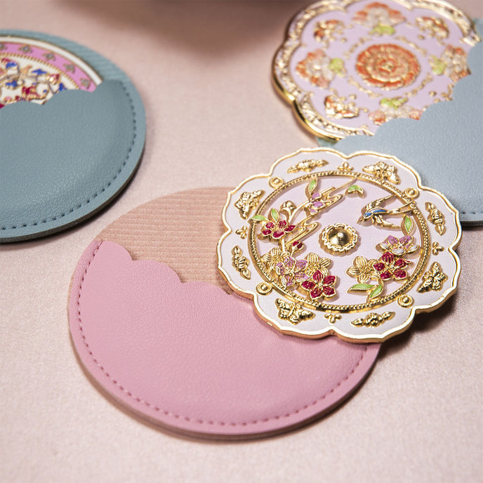 2371-0001 Compact mirror