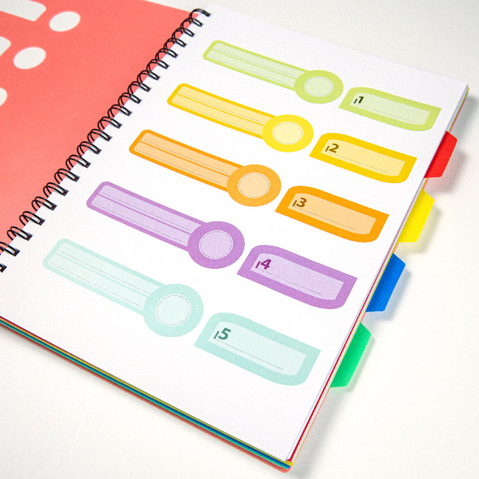 1552-0012 Špirálový zošit A4 s rozraďovačom