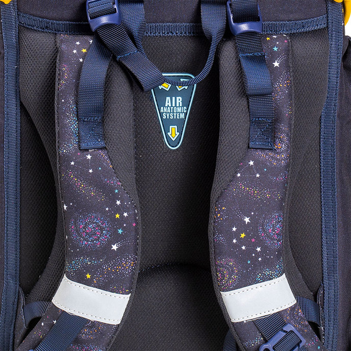 1808-0428 Anatomical school bag Cosmic adventure
