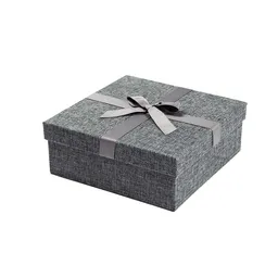 2511-0131 Darčeková krabica 22x22x8cm /2500-8131/